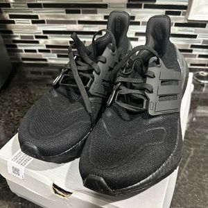 Adidas Ultra boost 22